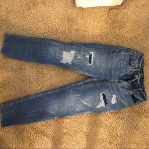 HOLLISTER 00 SHORT HIGH RISE MOM JEAN!🤩🤩
